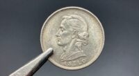 optimal magnification for coins