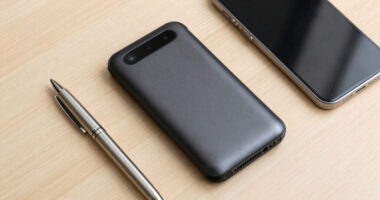 5 Best Touchscreen Hardware Wallets for Advanced Users in 2026
