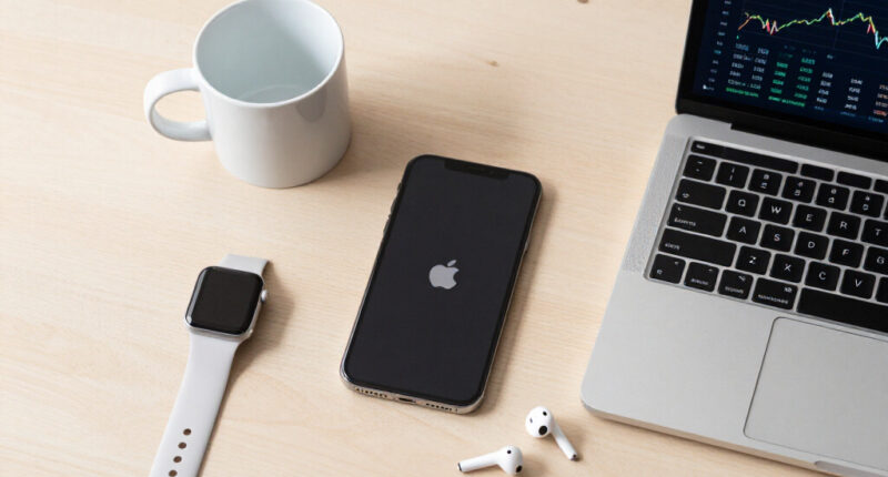 Apple earnings live updates: iPhone, AI and Tim Cook’s final CEO call